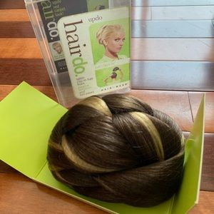 Jessica Simpson - UPDO HAIR PIECE